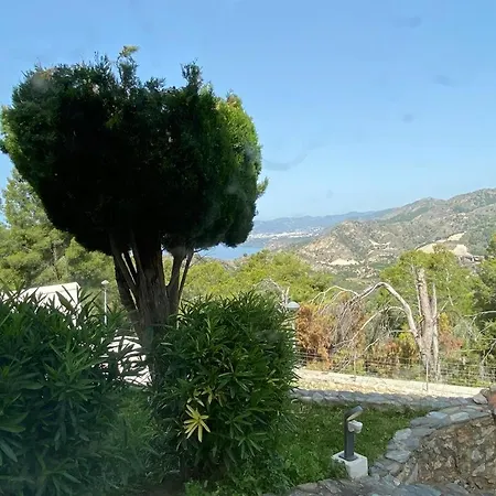 Вилла Half Of The Luxury With Sea View And Pool In Natural Park